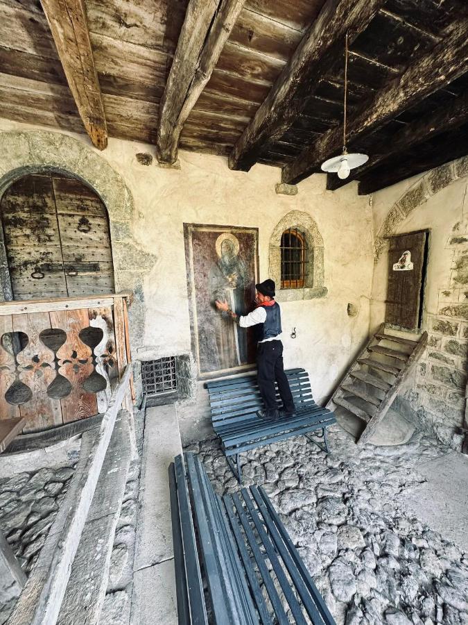 Dossena Dimora Storica Al Lac Conte Tomaselli Villa Madonna della Costa Exteriör bild