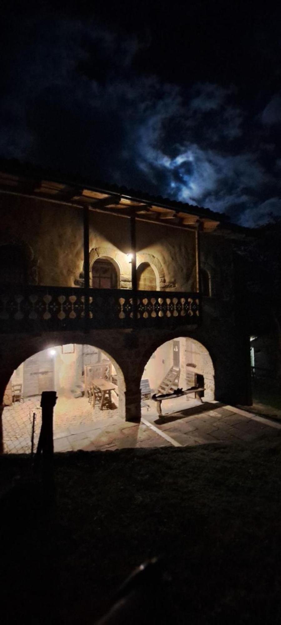 Dossena Dimora Storica Al Lac Conte Tomaselli Villa Madonna della Costa Exteriör bild